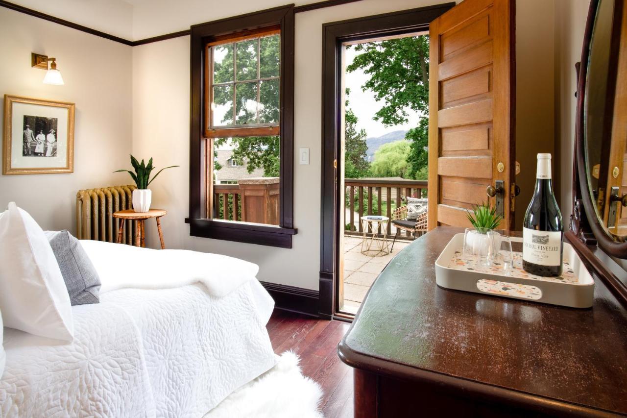 Naramata Inn 外观 照片
