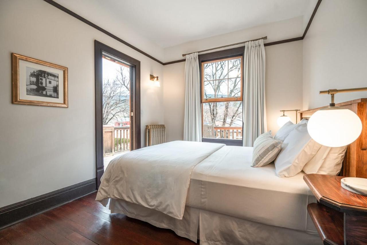 Naramata Inn 外观 照片